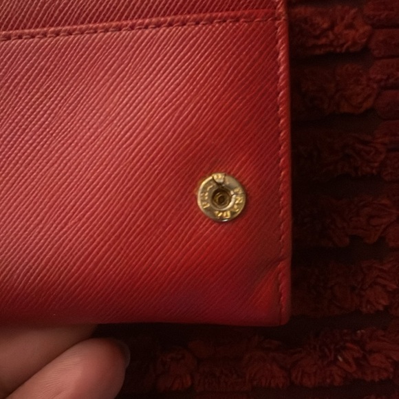 Prada red bow wallet - Picture 7 of 10